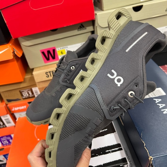 🔥shoe/sneakers will be shown during my live show today/ AVAILABLE FOR PURCHASE - Picture 11 of 11